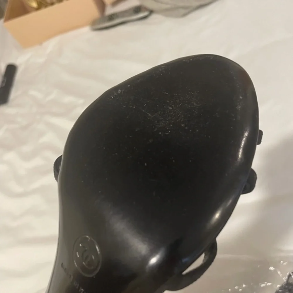 **CHANEL** Satin Heels Size 40 - Picture 13 of 16